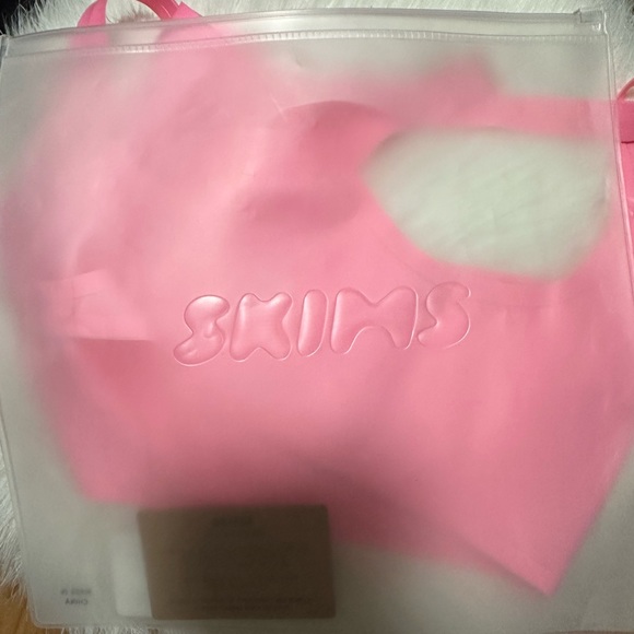 Skims Latex Scoop Neck Bralette Sz SMALL in Neon Blush - Picture 6 of 9